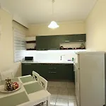 Isalos House Apartament *