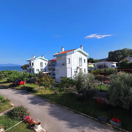 Isalos House Apartment
